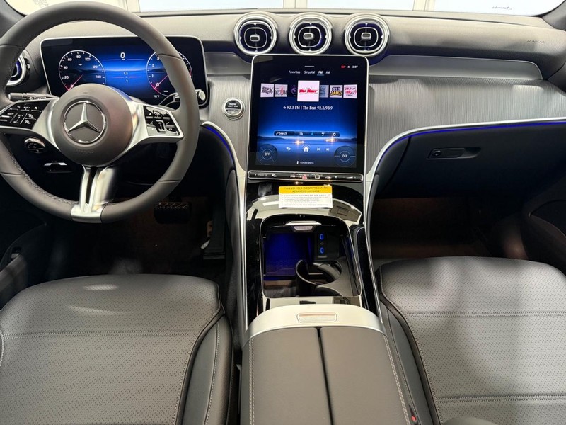 Mercedes-Benz GLC Vehicle Image 5