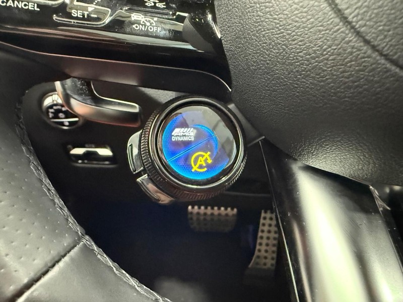 Mercedes-Benz GLC Vehicle Image 17