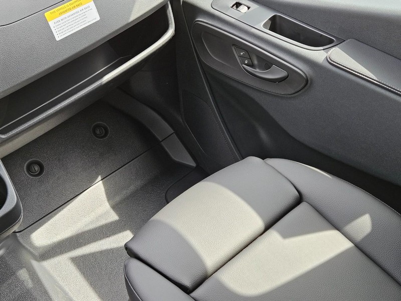 Mercedes-Benz Sprinter Passenger Van Vehicle Image 10