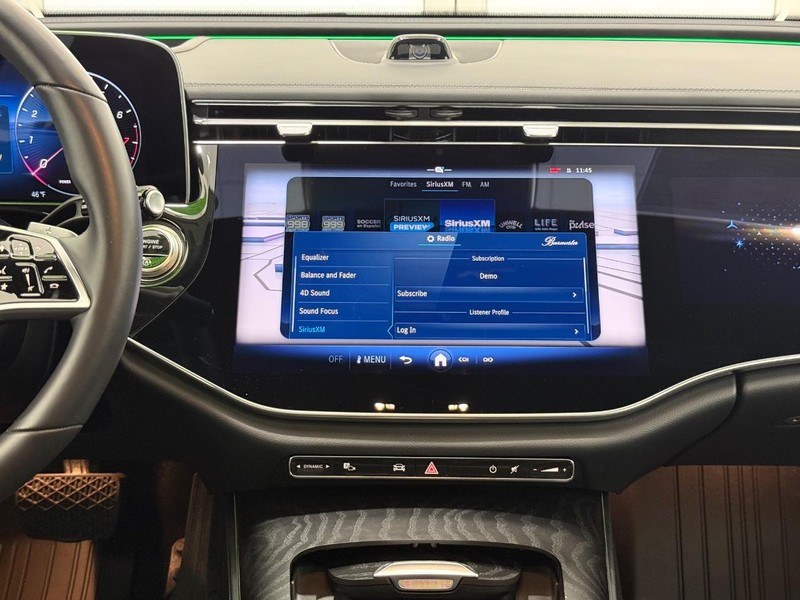 Mercedes-Benz E-Class Vehicle Image 6