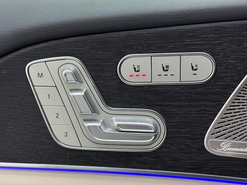 Mercedes-Benz GLS Vehicle Image 10