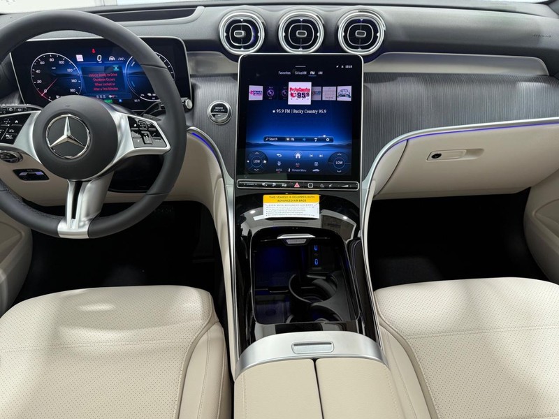 Mercedes-Benz GLC Vehicle Image 6