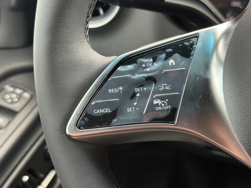 Mercedes-Benz Sprinter Van Vehicle Image 10