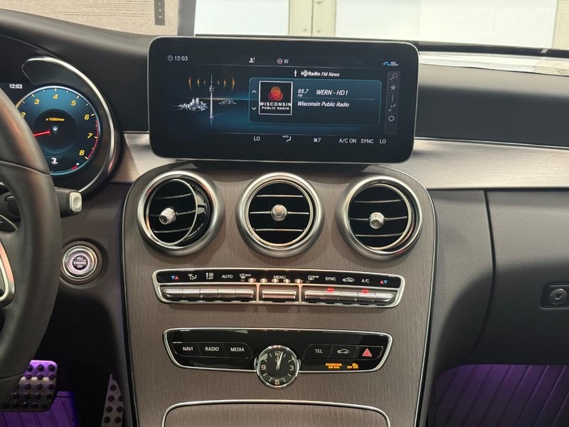 Mercedes-Benz C-Class Vehicle Image 10
