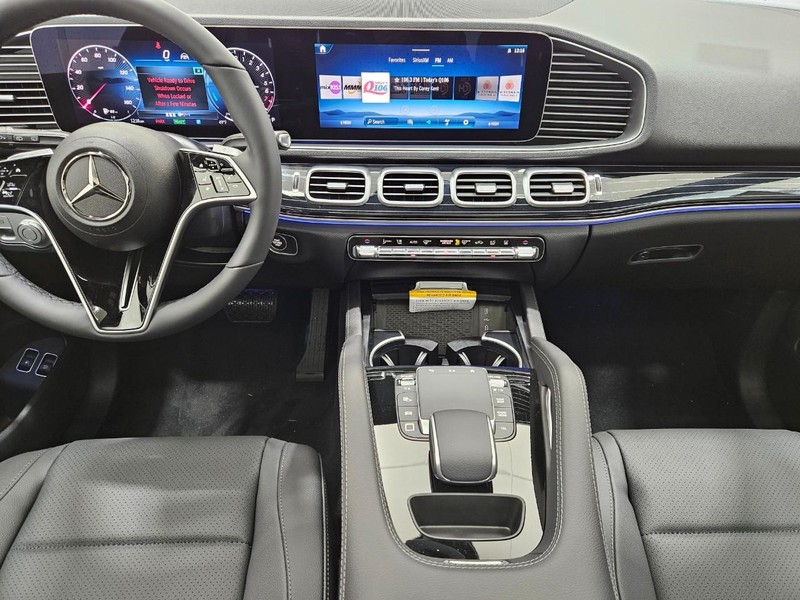 Mercedes-Benz GLE Vehicle Image 6
