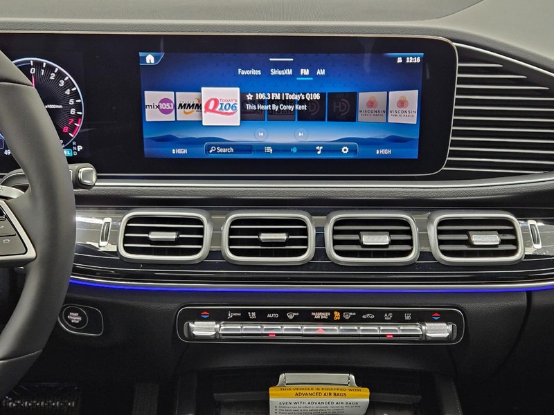 Mercedes-Benz GLE Vehicle Image 7