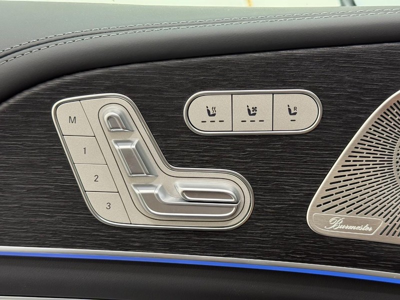 Mercedes-Benz GLE Vehicle Image 10