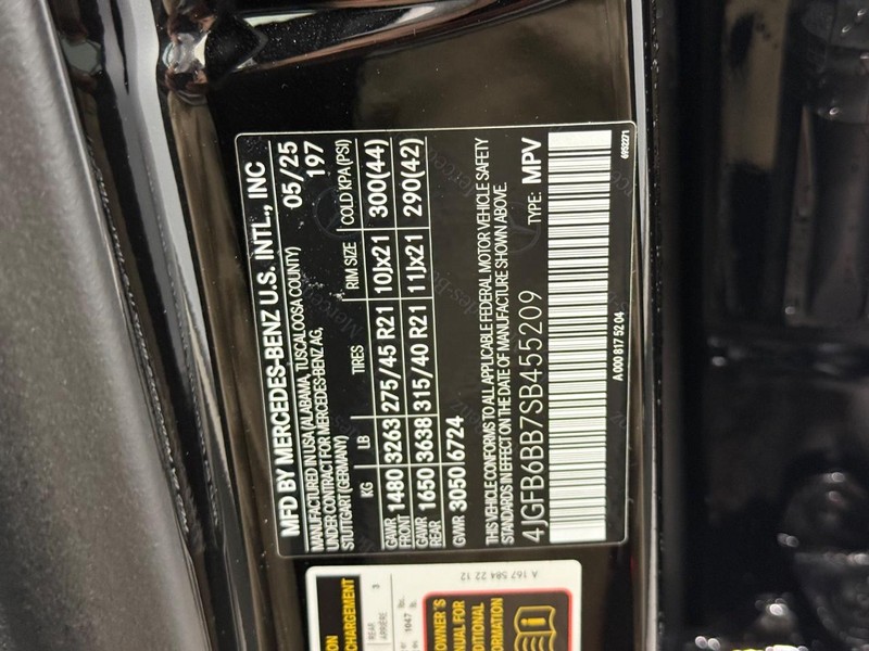 Mercedes-Benz GLE Vehicle Image 17