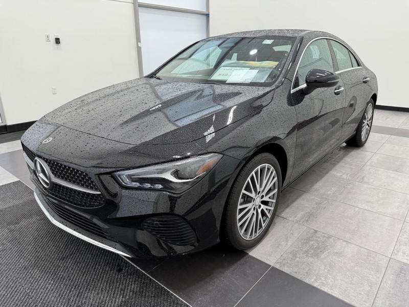 Mercedes-Benz CLA Vehicle Image 6