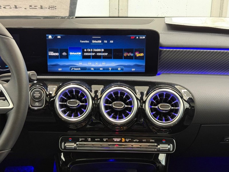 Mercedes-Benz CLA Vehicle Image 10