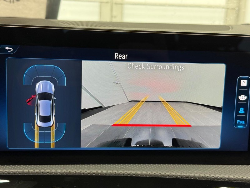 Mercedes-Benz CLA Vehicle Image 16