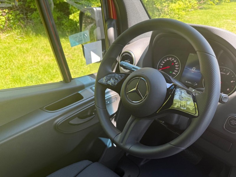 Mercedes-Benz Sprinter Cargo Van Vehicle Image 8