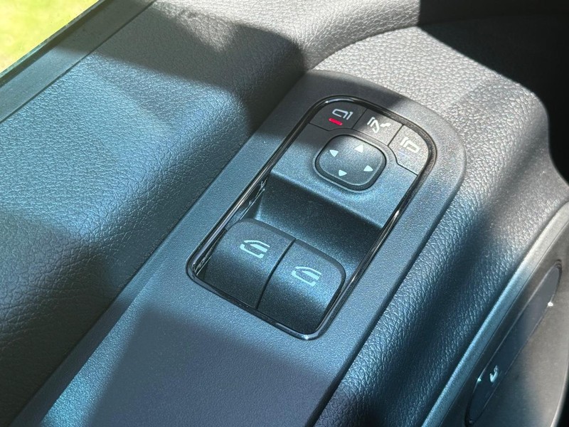 Mercedes-Benz Sprinter Cargo Van Vehicle Image 13