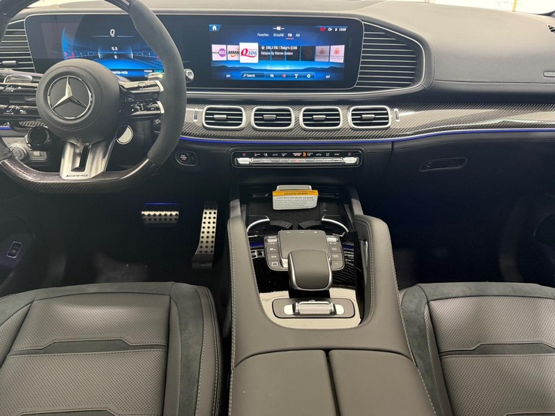 Mercedes-Benz GLE Vehicle Image 6