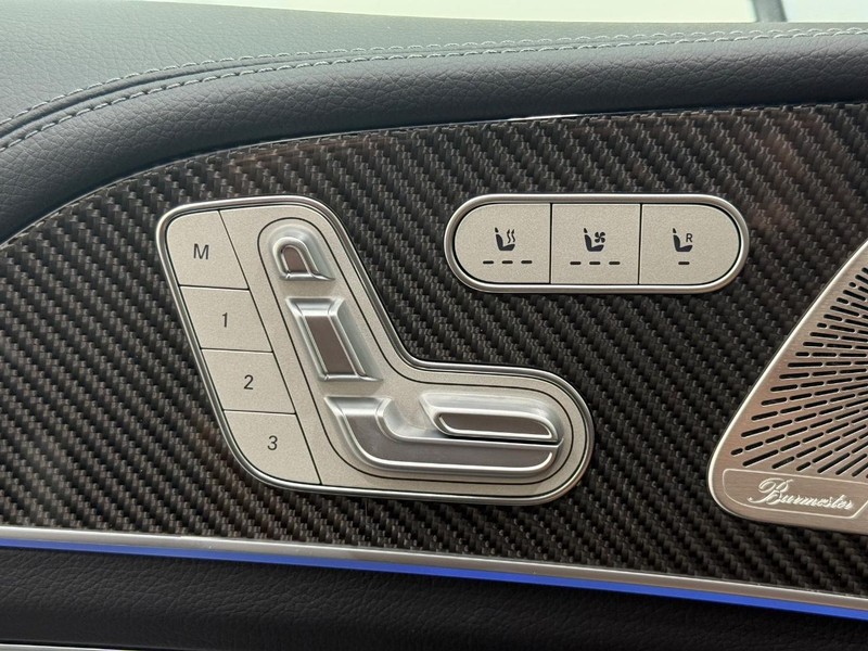 Mercedes-Benz GLE Vehicle Image 10