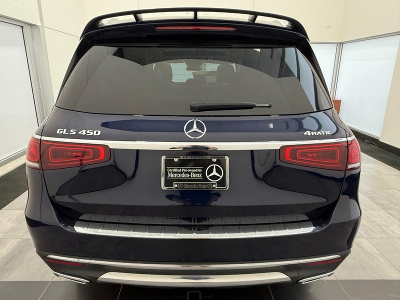 Mercedes-Benz GLS Vehicle Image 3