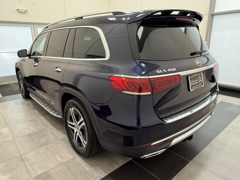 Mercedes-Benz GLS Vehicle Image 4