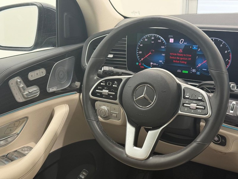 Mercedes-Benz GLS Vehicle Image 12