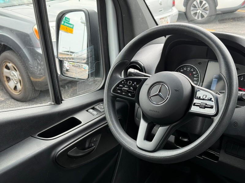 Mercedes-Benz Sprinter Van Vehicle Image 12