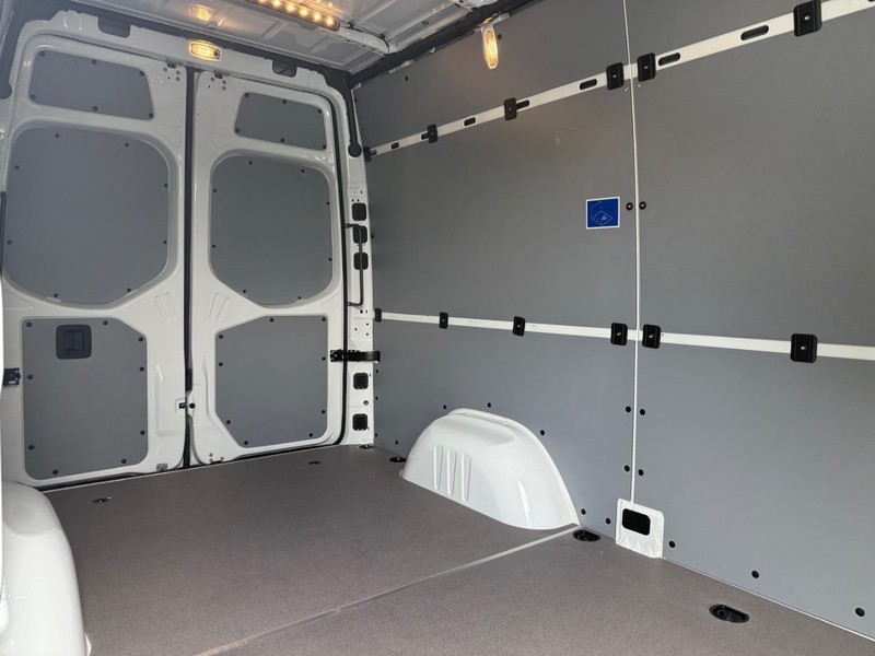 Mercedes-Benz Sprinter Cargo Van Vehicle Image 5