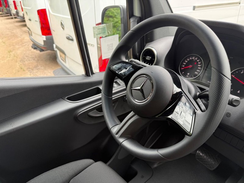 Mercedes-Benz Sprinter Cargo Van Vehicle Image 8