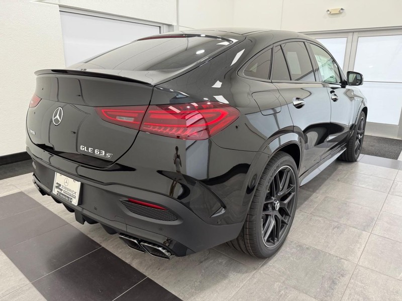 Mercedes-Benz GLE Vehicle Image 2