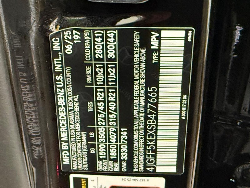 Mercedes-Benz GLS Vehicle Image 18