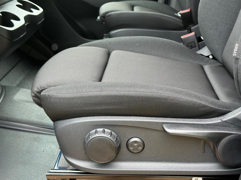 Mercedes-Benz Sprinter Van Vehicle Image 16