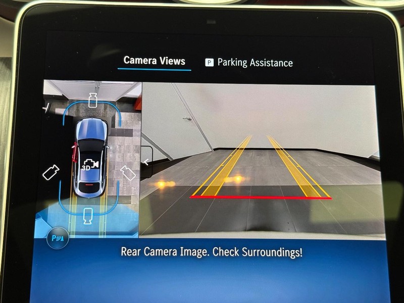 Mercedes-Benz GLC Vehicle Image 17