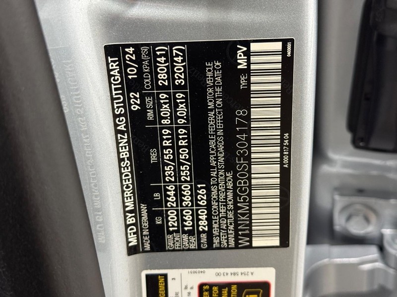 Mercedes-Benz GLC Vehicle Image 17