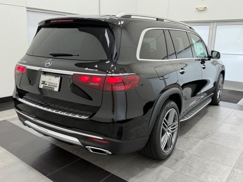 Mercedes-Benz GLS Vehicle Image 2