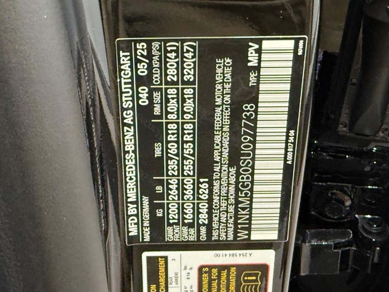 Mercedes-Benz GLC Vehicle Image 16