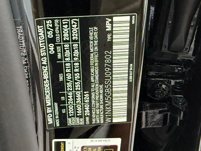 Mercedes-Benz GLC Vehicle Image 16