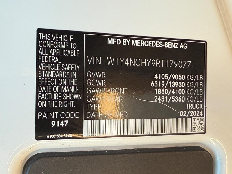 Mercedes-Benz Sprinter Van Vehicle Image 28