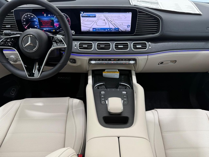 Mercedes-Benz GLE Vehicle Image 6