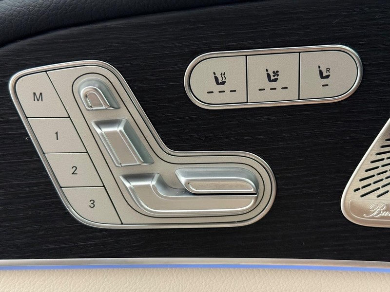 Mercedes-Benz GLE Vehicle Image 10