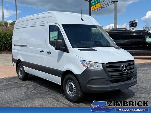2025 Mercedes-Benz Sprinter Cargo Van Base's photo