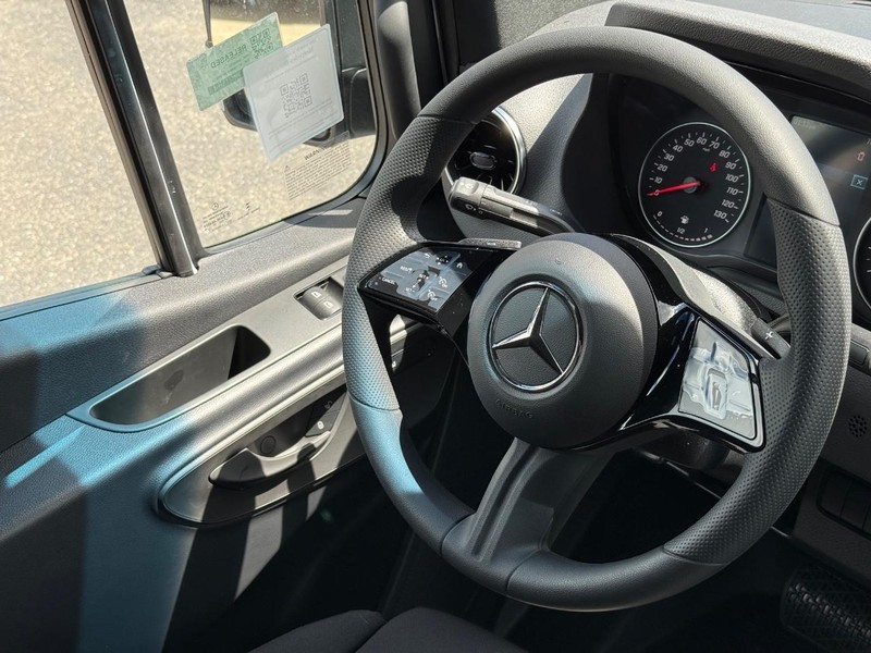 Mercedes-Benz Sprinter Cargo Van Vehicle Image 8