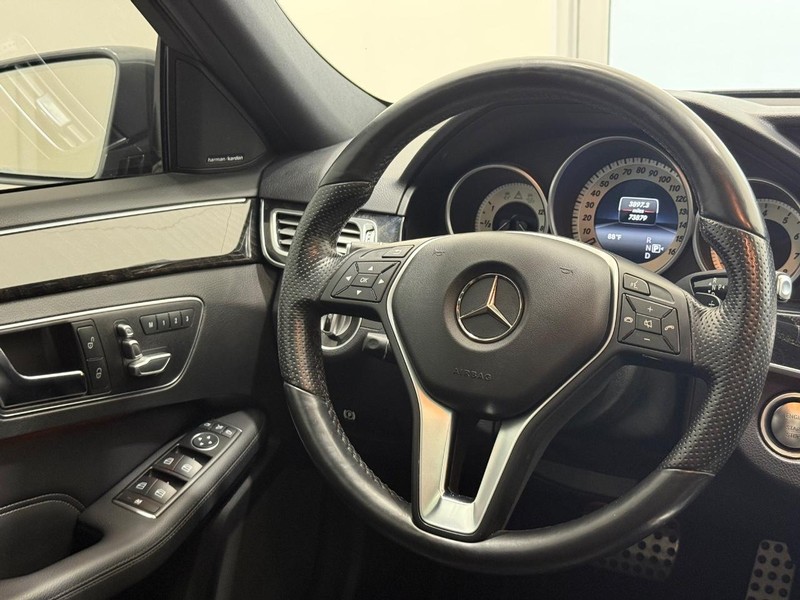 Mercedes-Benz E-Class Vehicle Image 11