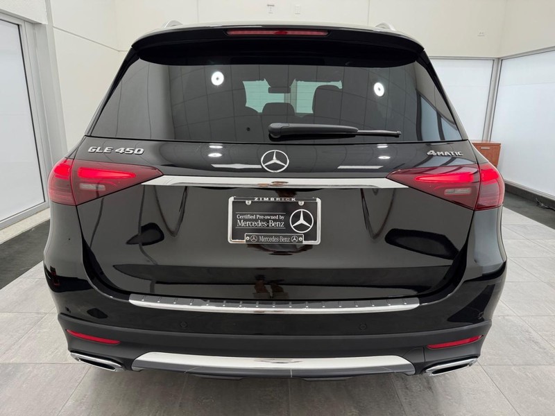 Mercedes-Benz GLE Vehicle Image 3