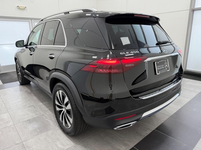 Mercedes-Benz GLE Vehicle Image 4