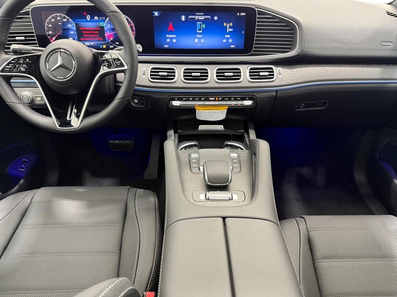 Mercedes-Benz GLE Vehicle Image 6