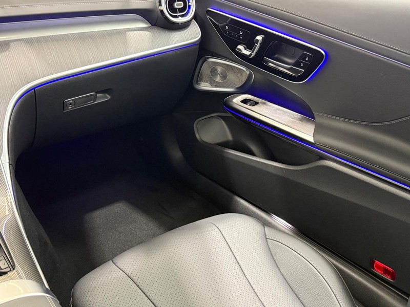 Mercedes-Benz CLE Vehicle Image 9