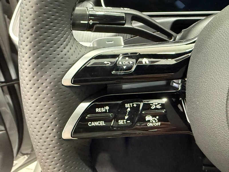 Mercedes-Benz CLE Vehicle Image 11