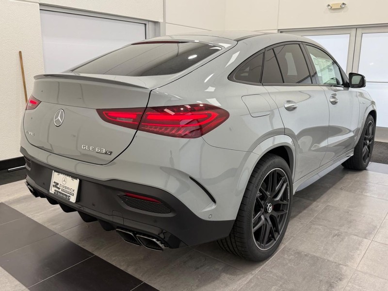 Mercedes-Benz GLE Vehicle Image 2