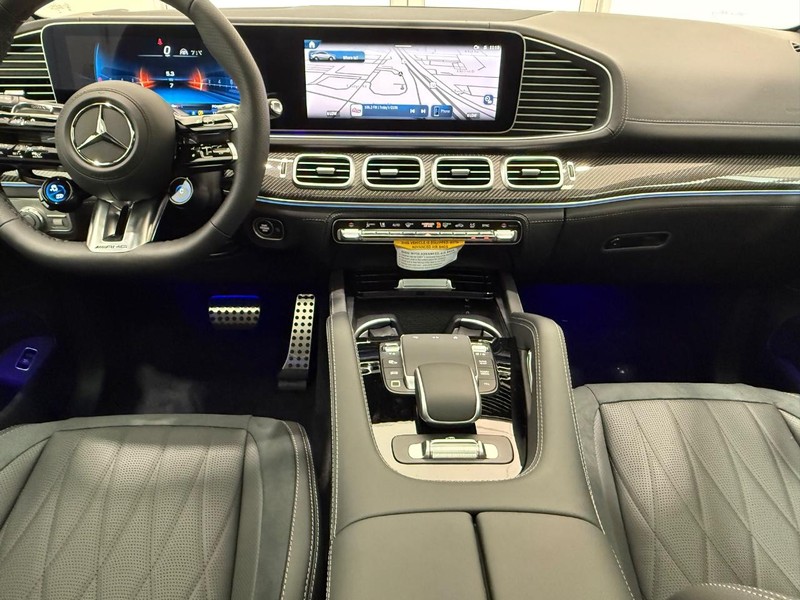 Mercedes-Benz GLE Vehicle Image 6
