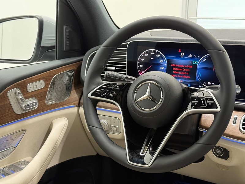Mercedes-Benz GLE Vehicle Image 22