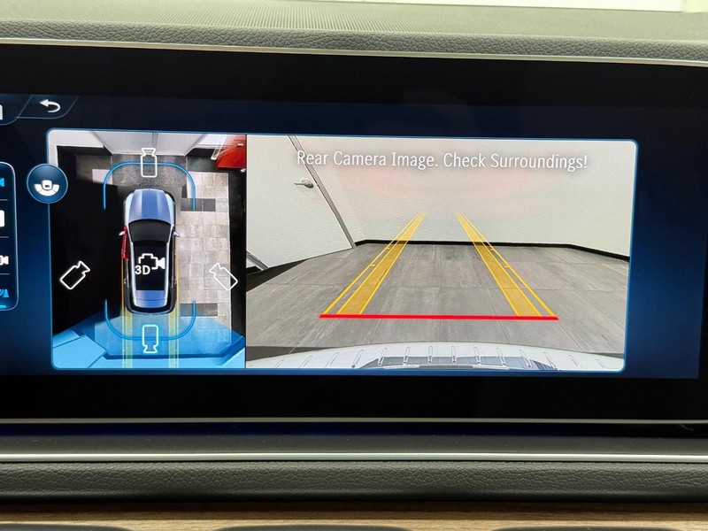 Mercedes-Benz GLE Vehicle Image 28