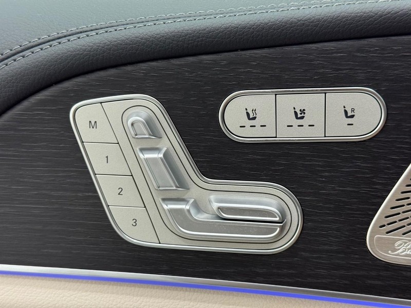 Mercedes-Benz GLE Vehicle Image 10