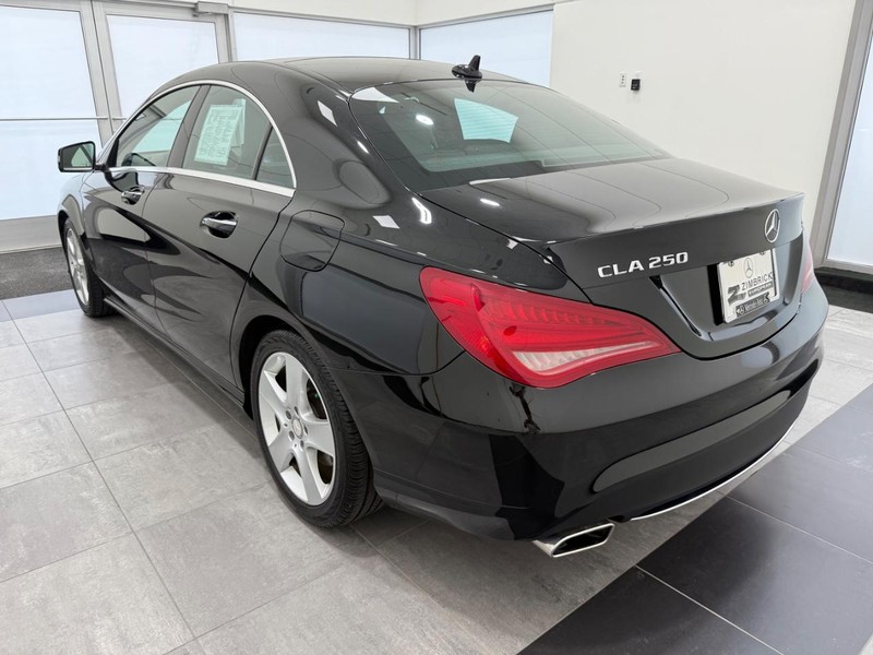 Mercedes-Benz CLA Vehicle Image 4